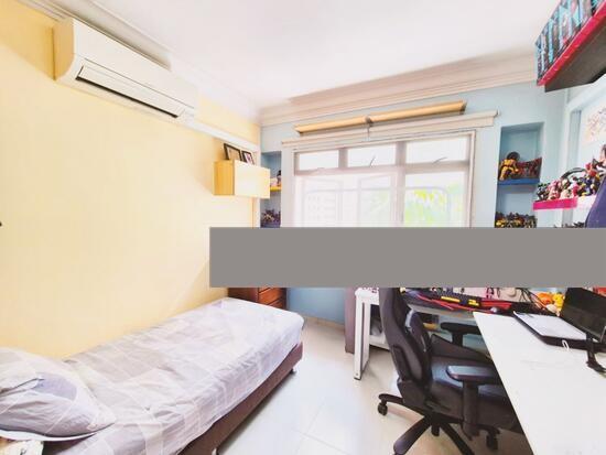 420 Canberra Road HDB Apartment For Sale, $598,000, 3 Bed 2 Bath 1,184 sqft $505.00 psf