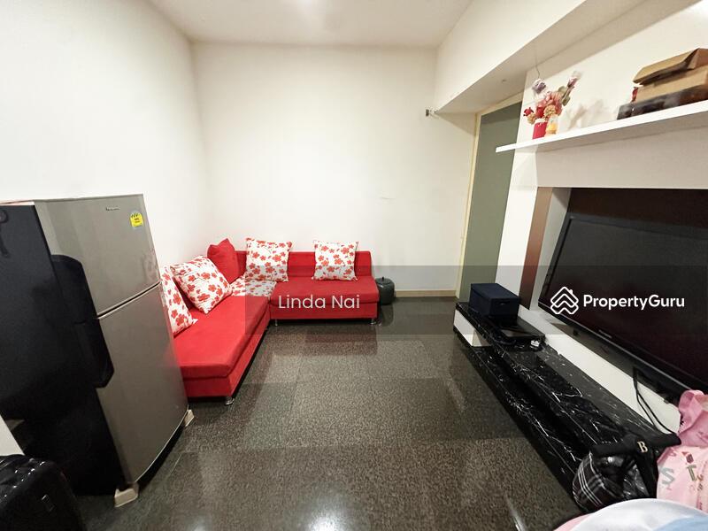 Prop-GPT: Corner Terrace: D19  Kovan, Simon, Highland, Flower Road