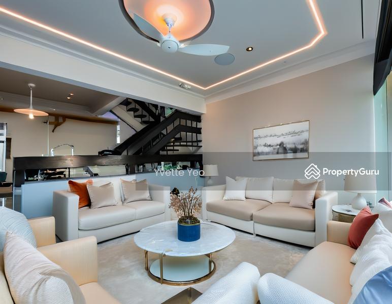 Prop-GPT: Corner Terrace: D19  Li Hwan Walk