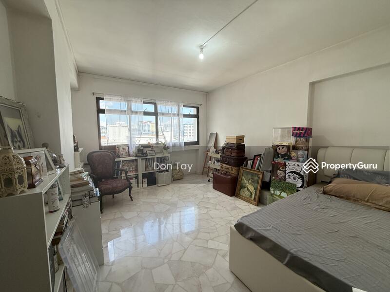 HDB Flat for Sale: D23, 670518