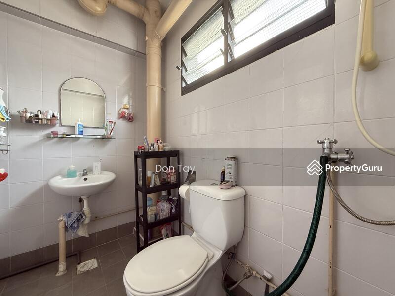 HDB Flat for Sale: D23, 670518