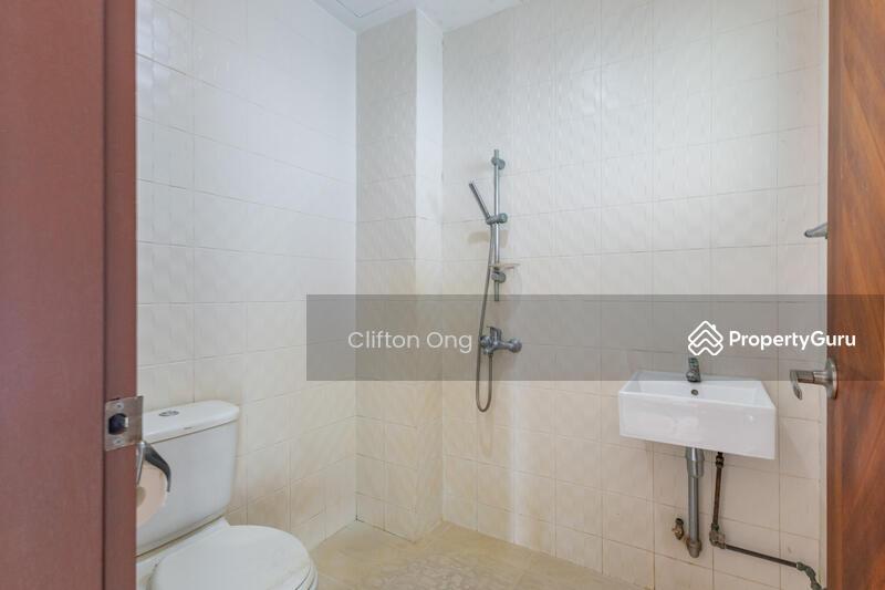 Corner Terrace for Sale: Macpherson, D13, 368681