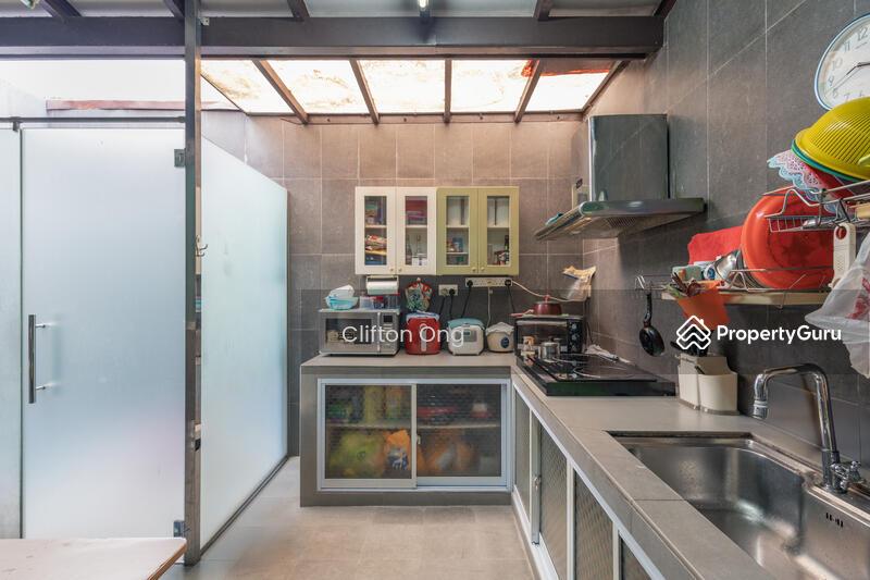 Corner Terrace for Sale: Macpherson, D13, 368681