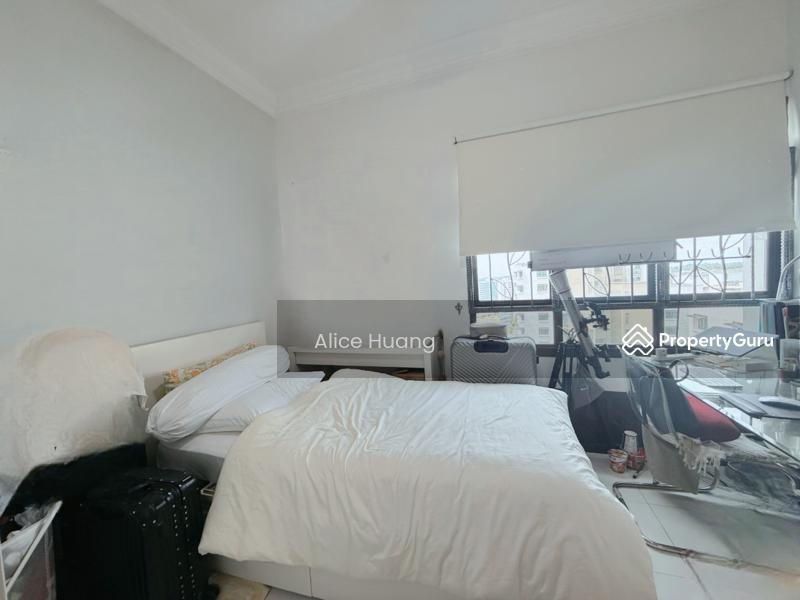 HDB Flat for Sale: D23, 670652