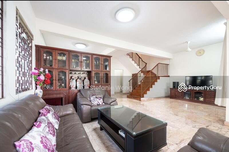 Prop-GPT: Semi-Detached: D13  2 storey semi d at MacPherson Estate