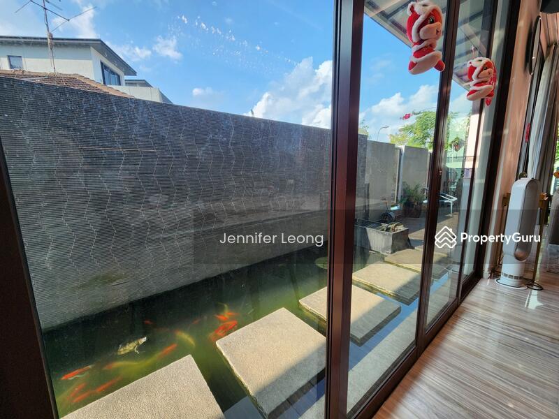 Tastefully Renovated 2.5-Sty Semi-D in Serangoon Garden