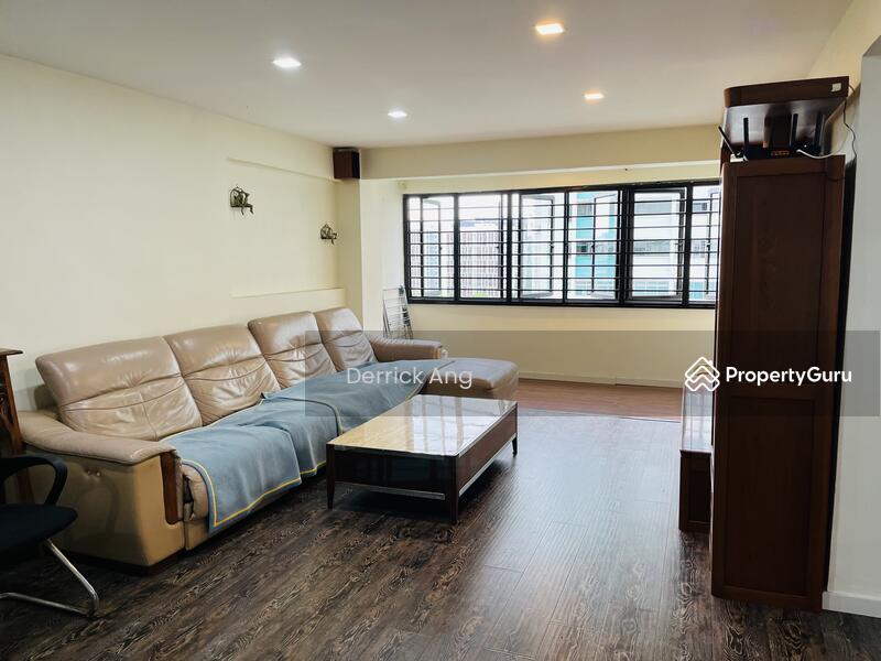 Prop-GPT: HDB Flat: D05  414 Commonwealth Avenue West