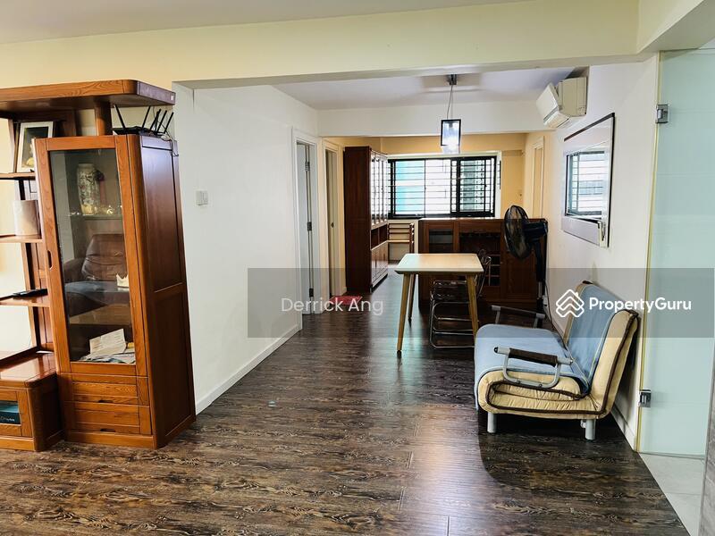 414 Commonwealth Avenue West