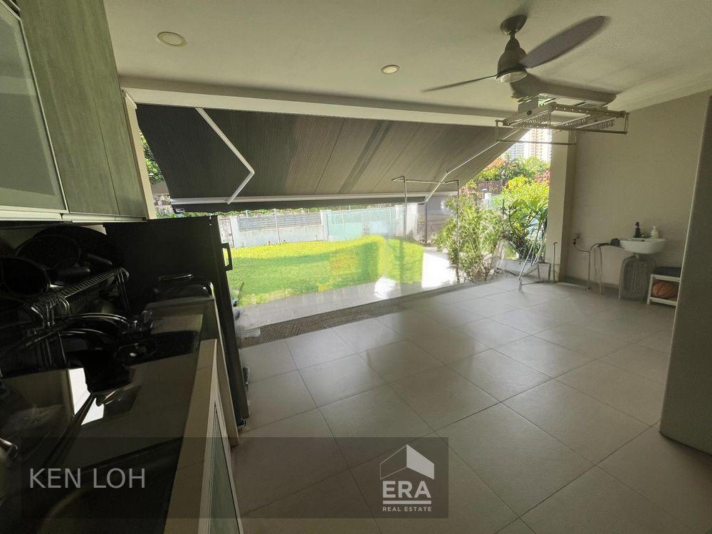 Seletar Hills Estate