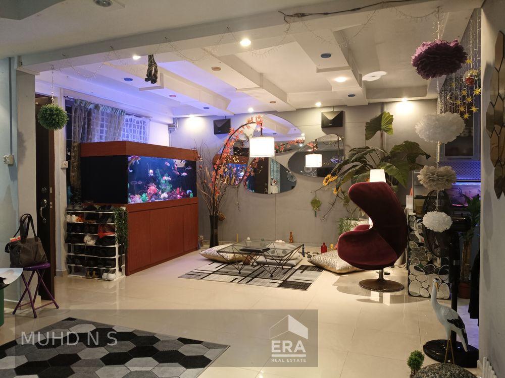 Super Rare! 4 Room, High Floor, Unblock View, Breezy, Facing Oth!