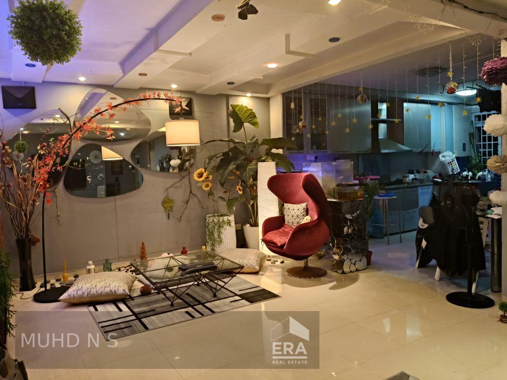 Super Rare! 4 Room, High Floor, Unblock View, Breezy, Facing Oth!