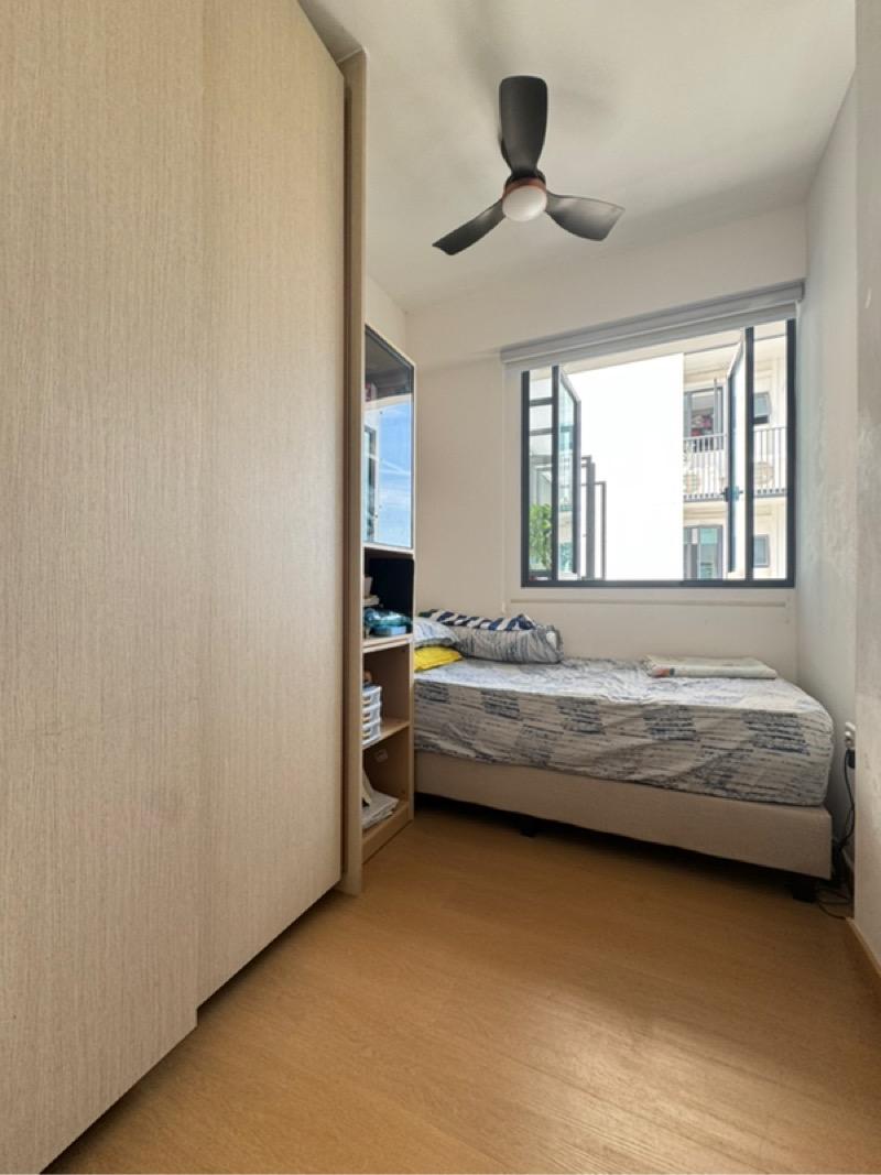 Treasure at Tampines Condominium For Sale, $2,500,000, 4 Bed 2 Bath 1,238 sqft $2,019.00 psf