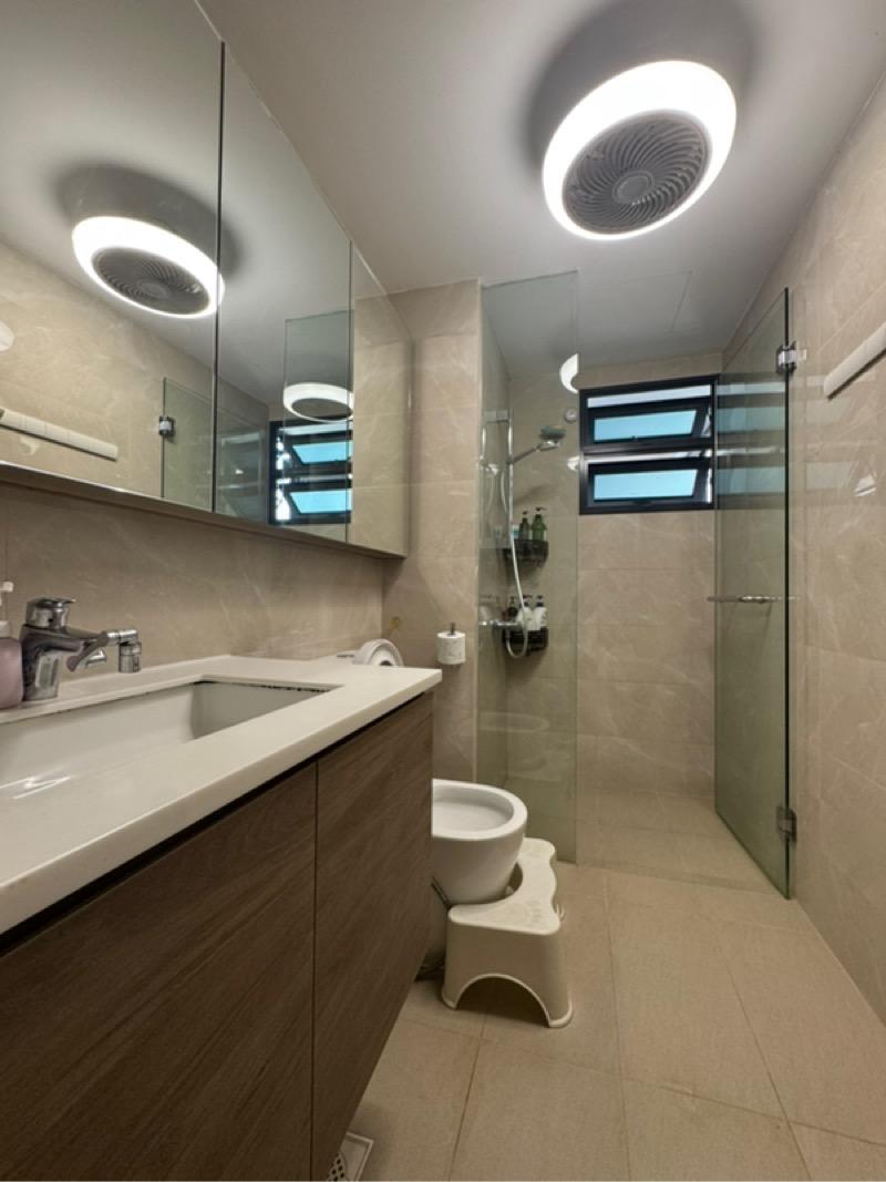 Treasure at Tampines Condominium For Sale, $2,500,000, 4 Bed 2 Bath 1,238 sqft $2,019.00 psf