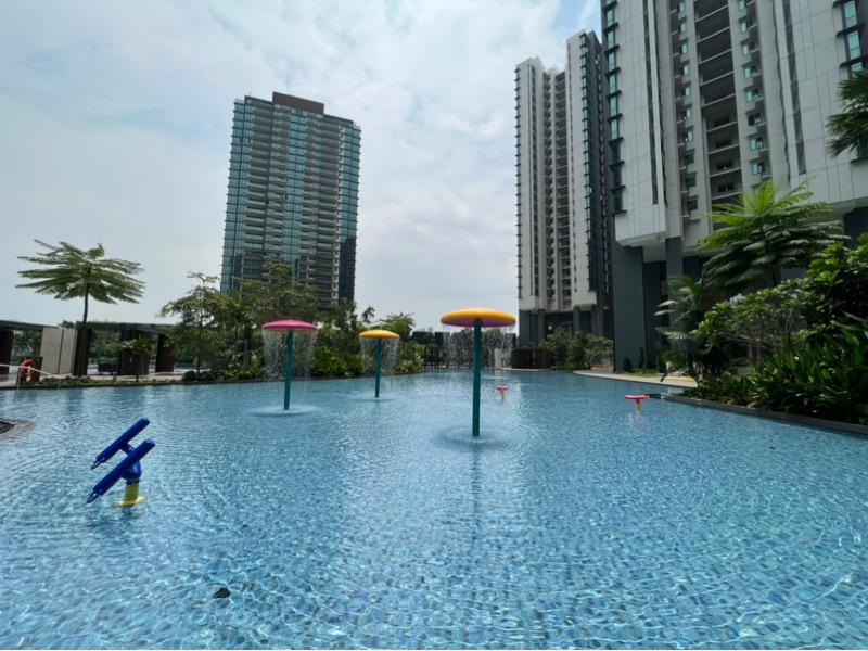 Condominium for Sale: D05, 117286