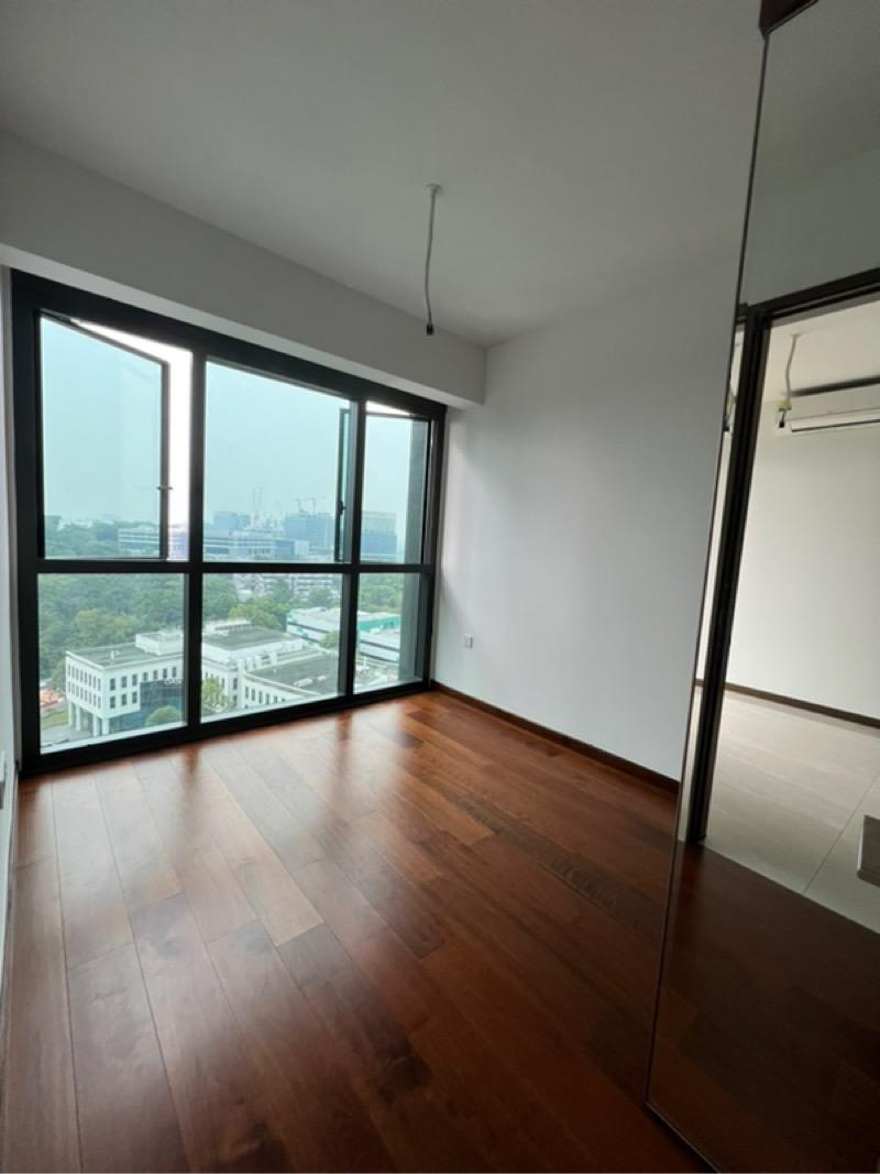 Condominium for Sale: D05, 117286