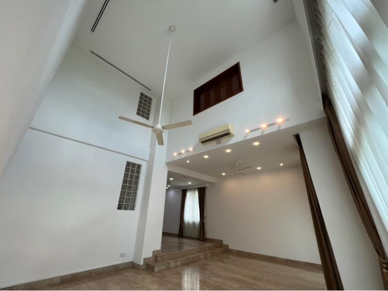 Duchess Crest Condominium For Sale, $6,200,000, 5 Bed 5 Bath 4,295 sqft $1,444.00 psf