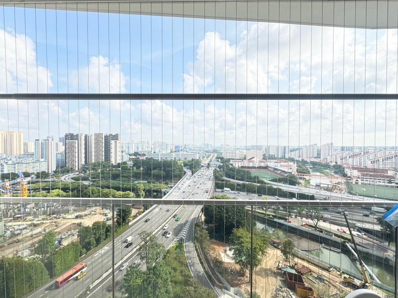 RiverBay Condominium For Sale, $1,600,000, 3 Bed 2 Bath 947 sqft $1,690.00 psf