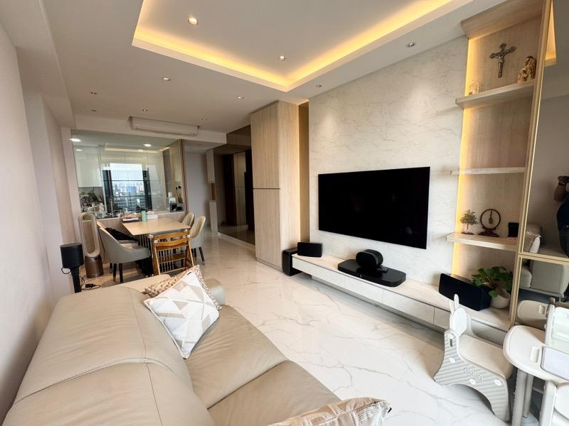 RiverBay Condominium For Sale, $1,600,000, 3 Bed 2 Bath 947 sqft $1,690.00 psf