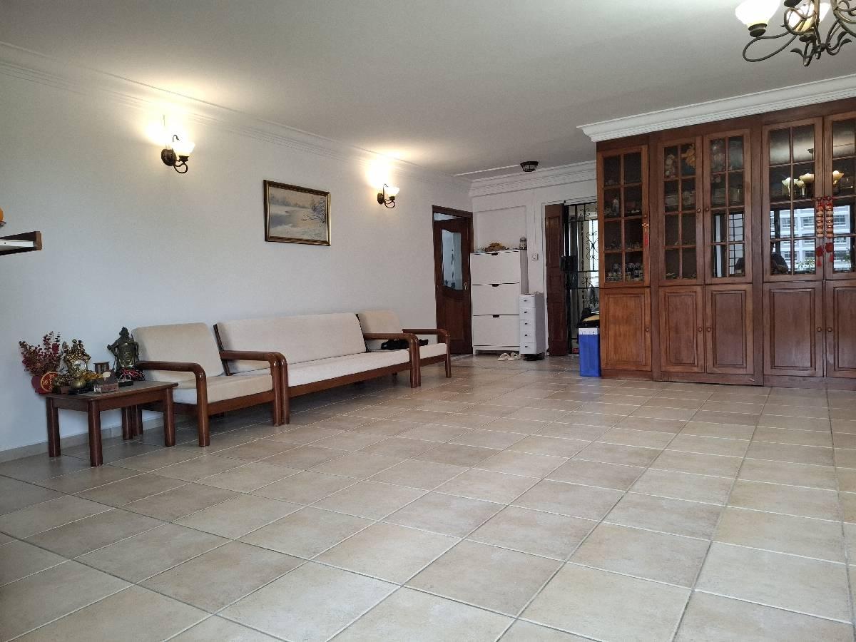 203B Compassvale Road HDB Apartment For Sale, $760,000, 3 Bed 2 Bath 1,184 sqft $642.00 psf