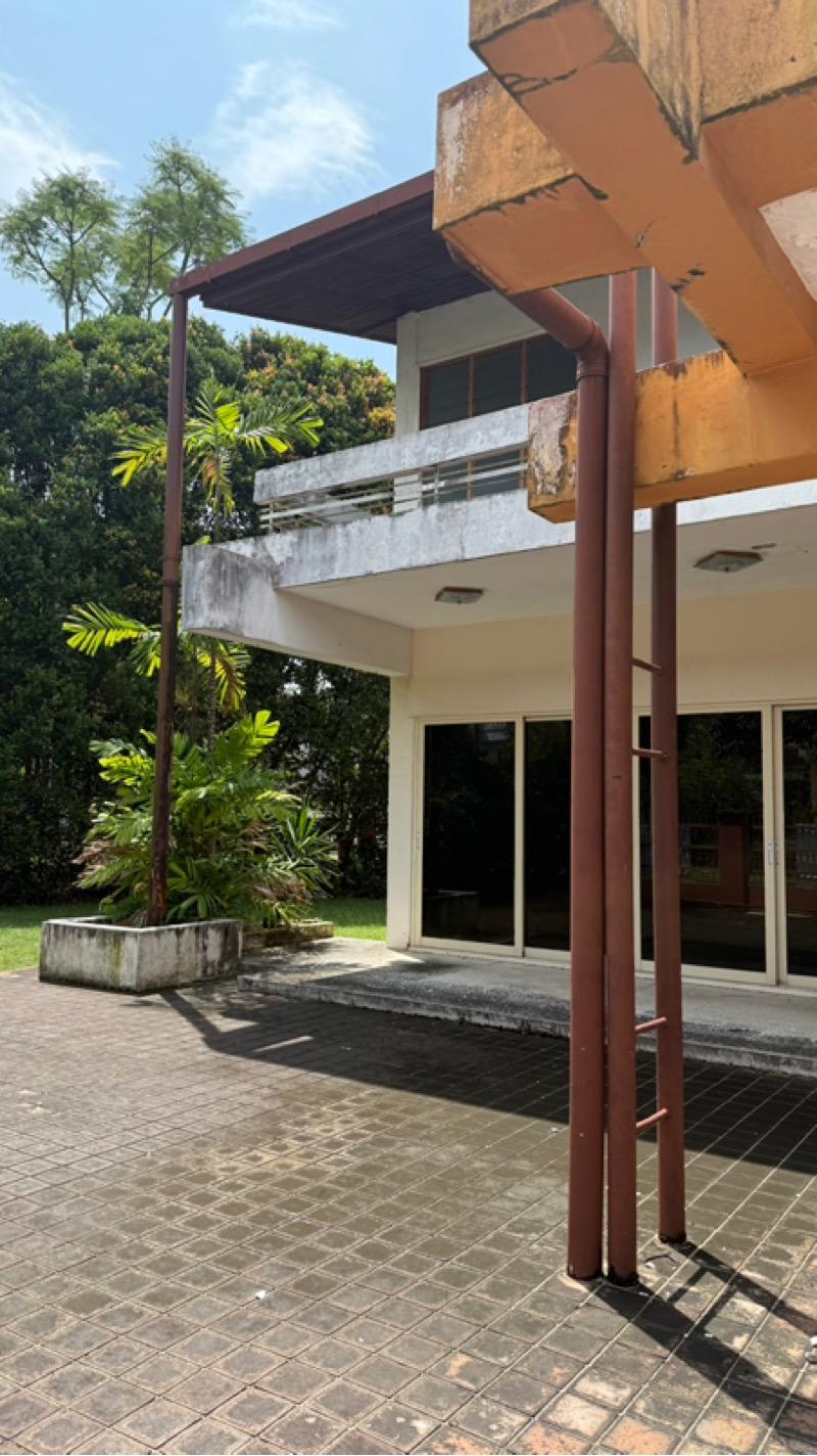 Mayflower Gardens Semi-Detached House For Sale, $9,500,000, 4 Bed 2 Bath 1,900 sqft $1,632.00 psf