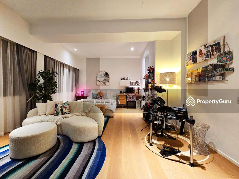 Bungalow for Sale: D23, 677769
