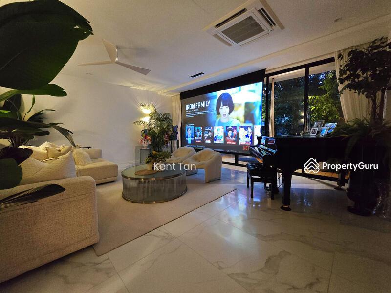 Bungalow for Sale: D23, 677769