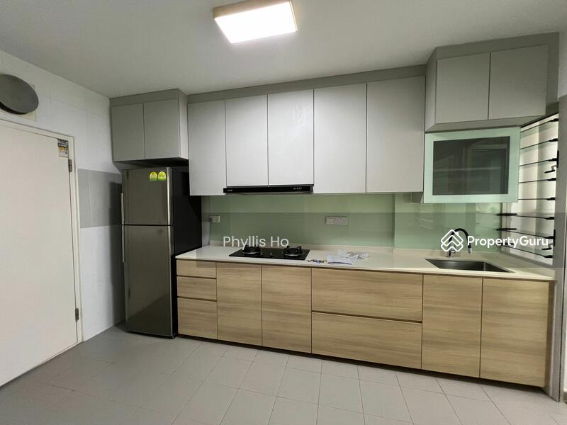 216B Compassvale Drive