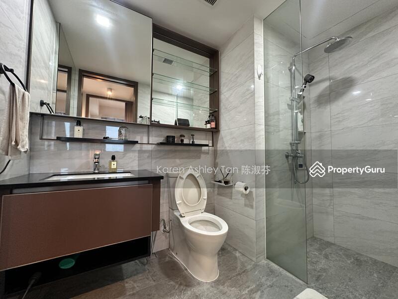 Condominium for Sale: D05, 119028