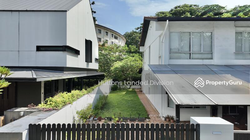 Wide Frontage Charming 2 Storey Semi-D within 1km to Raffles Girls Pri @ Greenwood