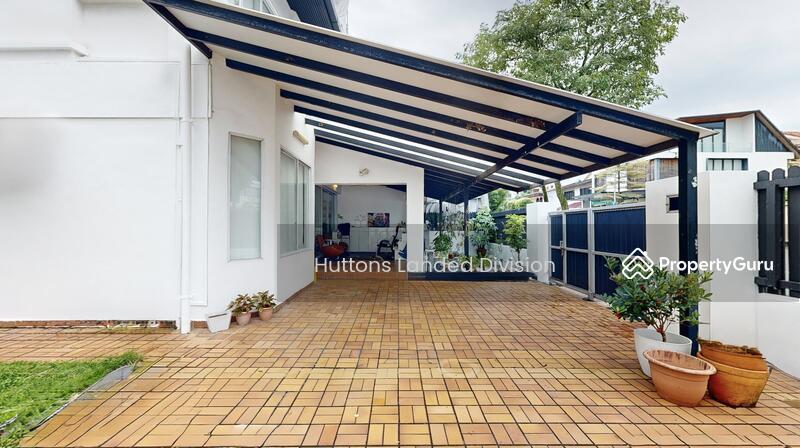 Wide Frontage Charming 2 Storey Semi-D within 1km to Raffles Girls Pri @ Greenwood