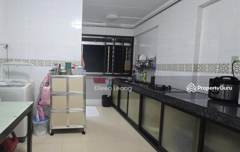 HDB Flat for Sale: Yishun, D27, 760411
