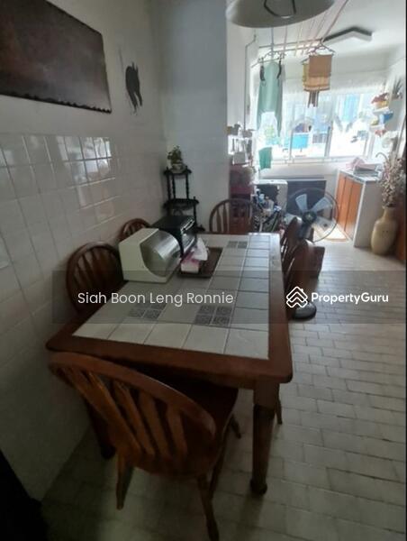 219 Tampines Street 24: D18  HDB Flat | Prop-GPT the AI-Powered Property Guru