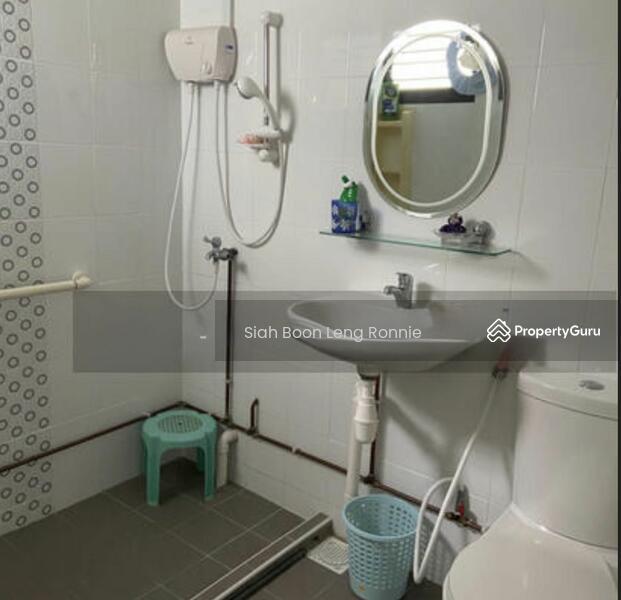 219 Tampines Street 24