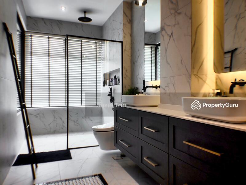 Renovated Huge Terrace Near Mayflower MRT & Sembawang Hill Market