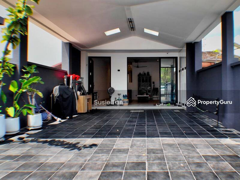 Renovated Huge Terrace Near Mayflower MRT & Sembawang Hill Market