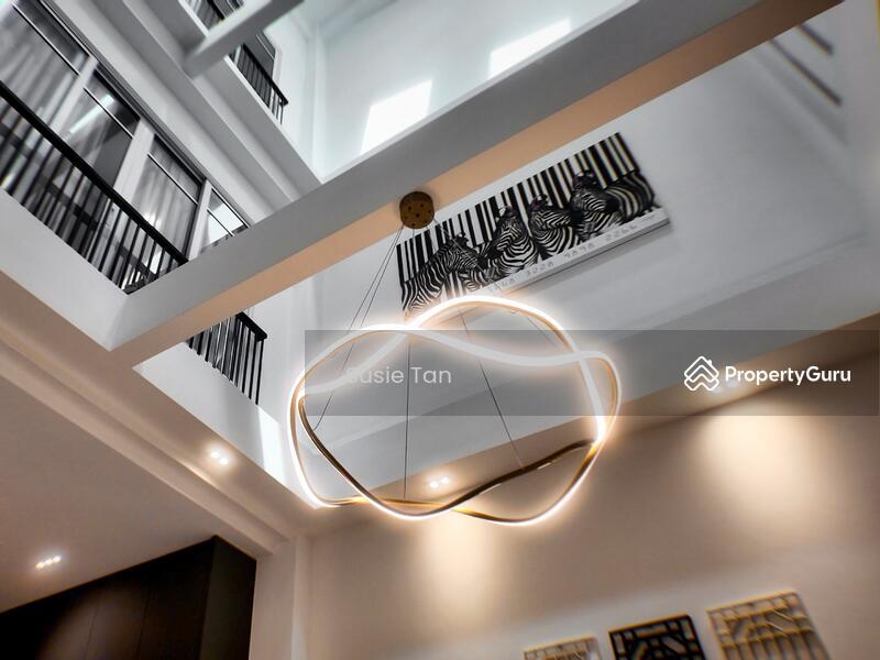 Renovated Huge Terrace Near Mayflower MRT & Sembawang Hill Market