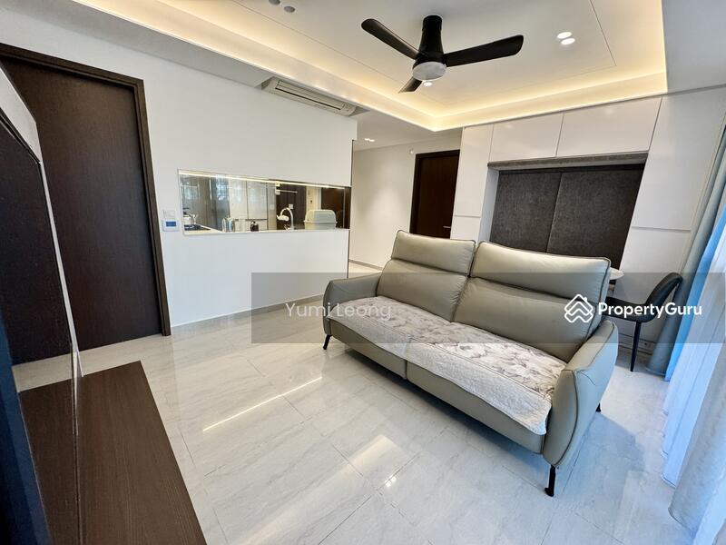 Prop-GPT: Condominium: D27 Yishun Symphony Suites