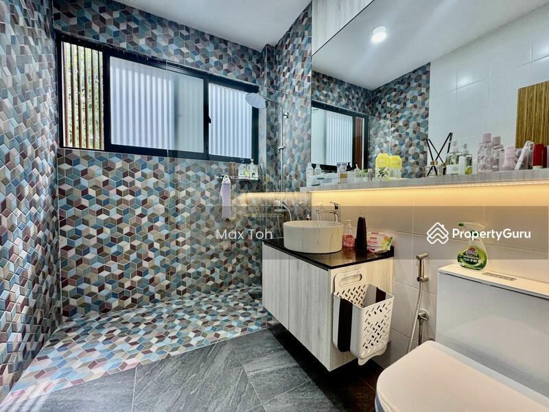  LANDED7772 @ D21 ALMOST BRAND NEW 3.5 STOREY SEMI-DETACHED