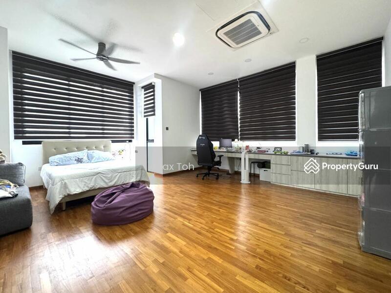  LANDED7772 @ D21 ALMOST BRAND NEW 3.5 STOREY SEMI-DETACHED