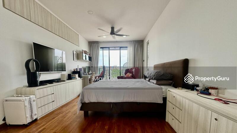  LANDED7772 @ D21 ALMOST BRAND NEW 3.5 STOREY SEMI-DETACHED