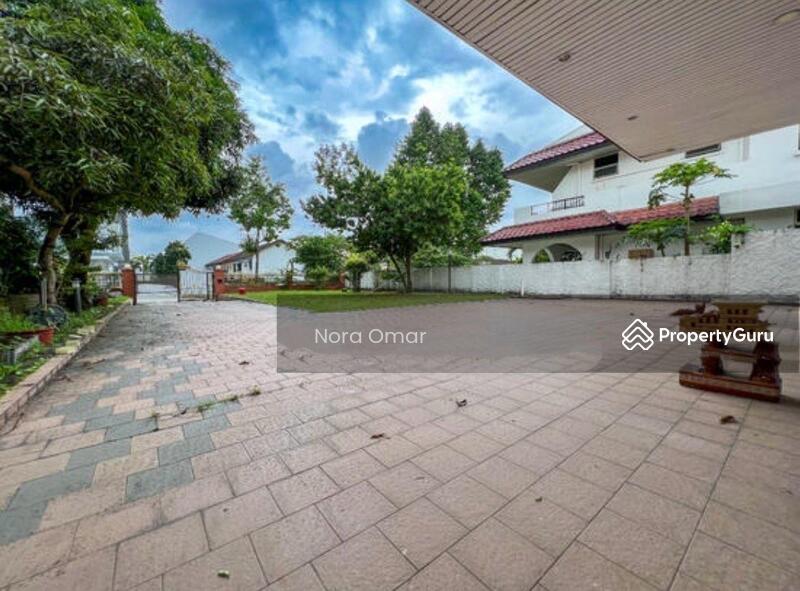 Prop-GPT: Bungalow: D19  Hillside Gardens
