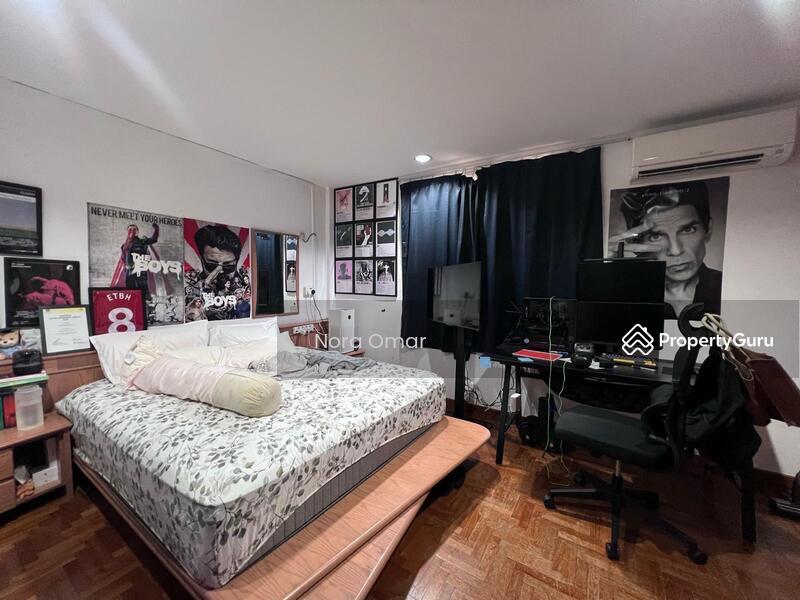 Bungalow for Sale: D19, 549000