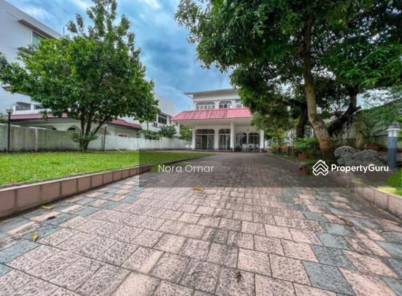 Bungalow for Sale: D19, 549000