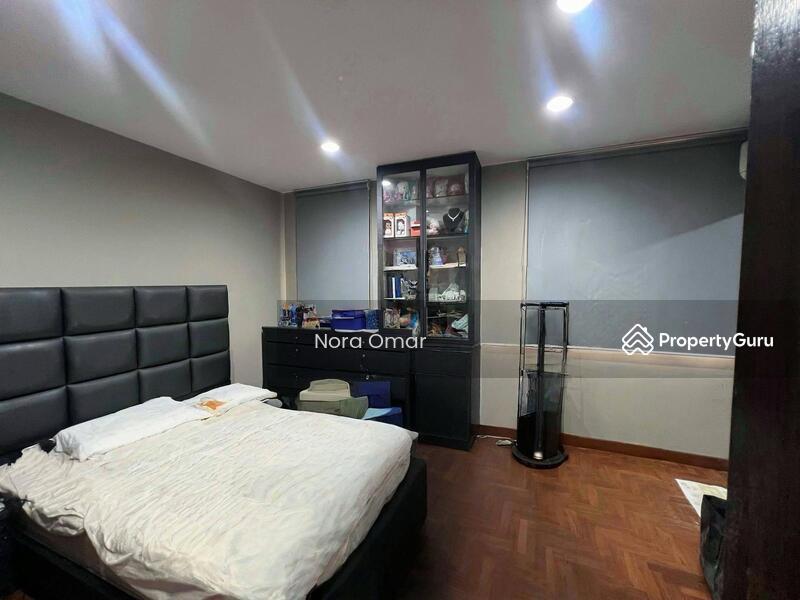 Bungalow for Sale: D19, 549000