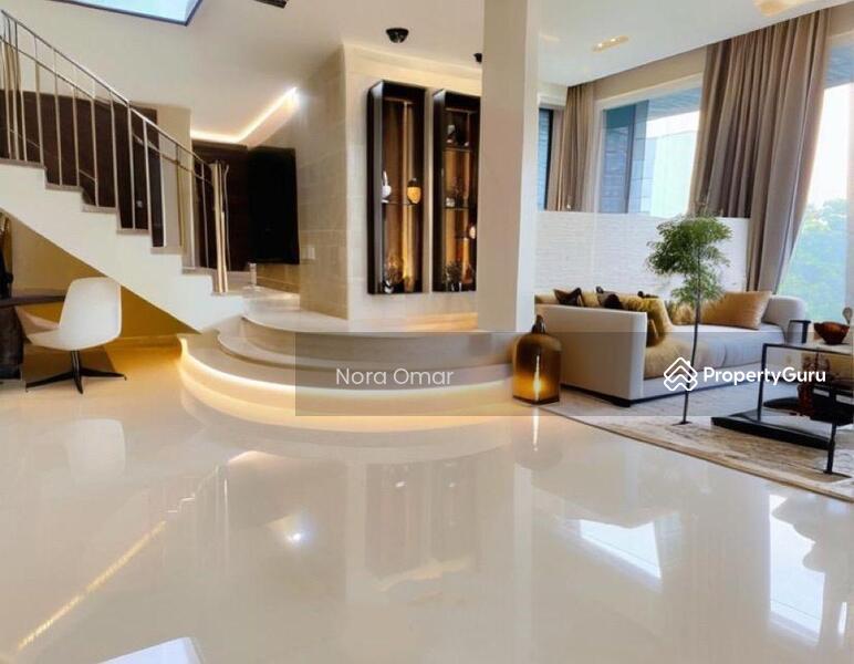 Bungalow for Sale: D19, 549000