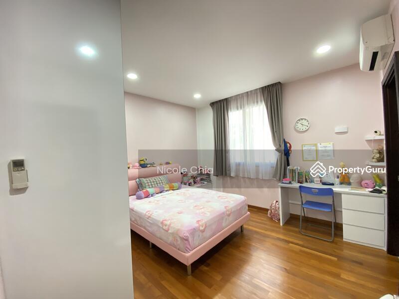 Modern rebuilt Serangoon Garden corner terrace with lift and pool move in condition