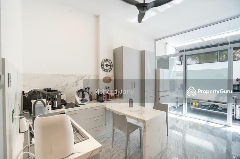Terrace for Sale: D05, 119500