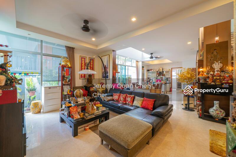 Prop-GPT: Semi-Detached: D14  Kembangan Villas