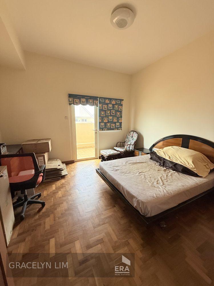 Prop-GPT: Terrace: D16 Eastwood Bedok Grove