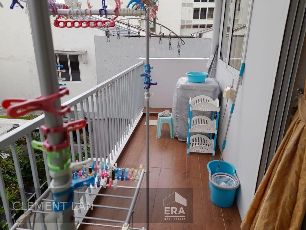 1 Bedder Freehold Below 1 Million